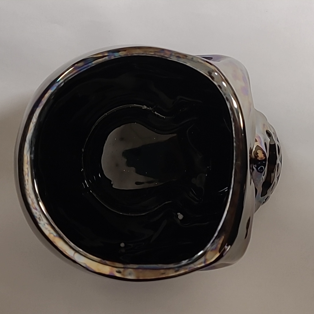 Iridescent Black Ceramic Skull Planter Vase Pot Gothic 6.5 Inches tall - Picture 5 of 8